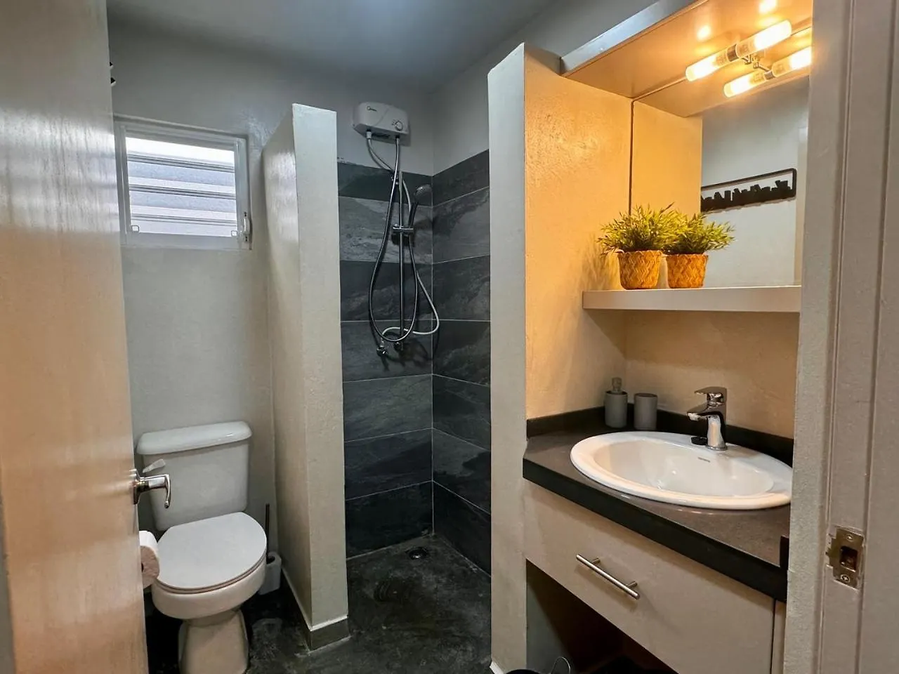 Apartment Studiocuracao Grote Berg